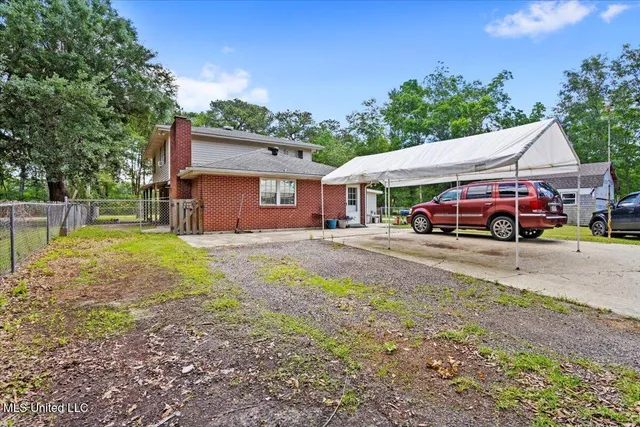 $233,000 | 6005 Cypress Drive, Kiln, MS 39556