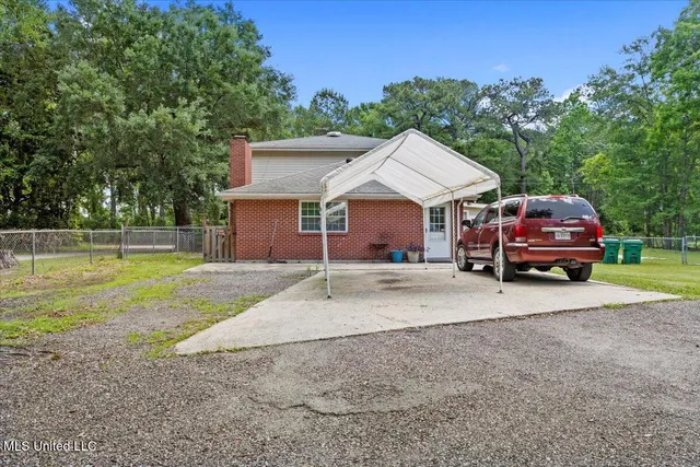 $233,000 | 6005 Cypress Drive, Kiln, MS 39556
