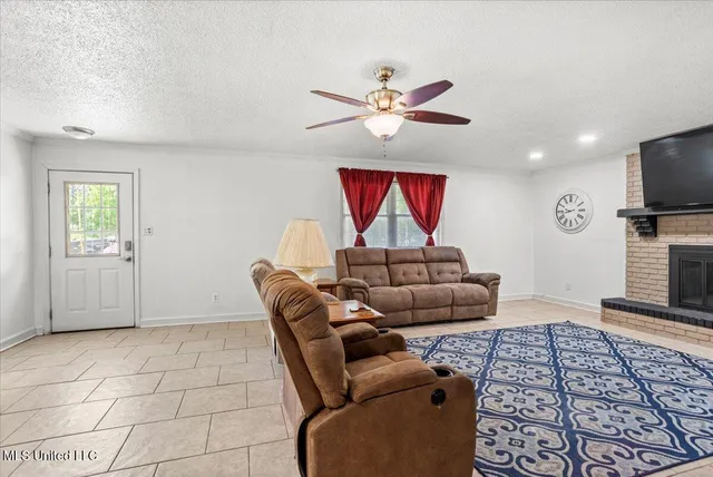 $233,000 | 6005 Cypress Drive, Kiln, MS 39556