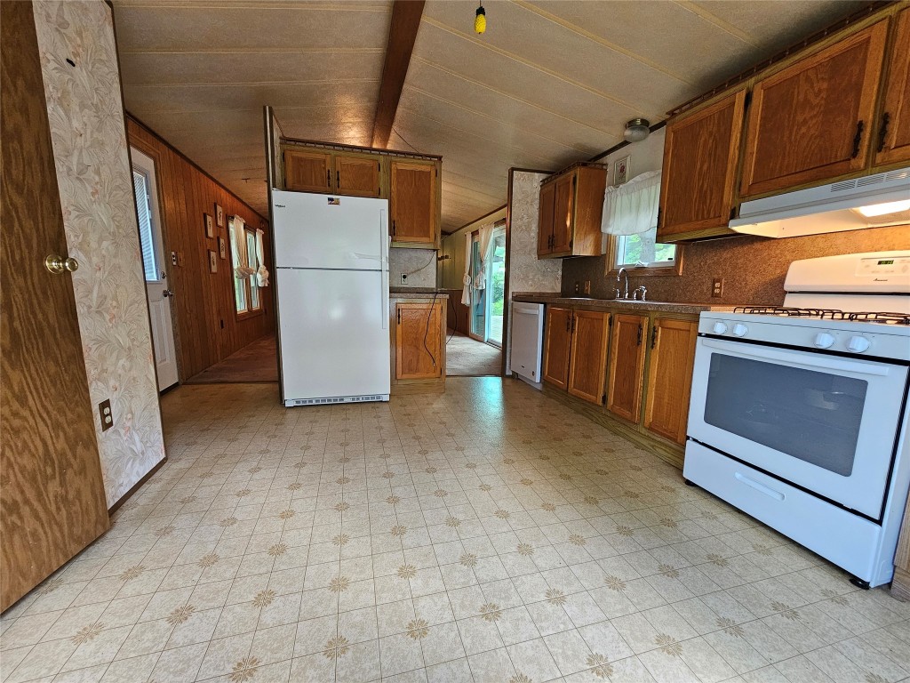 232 East Windsor Road Windsor, NY 13865 - Photo 14 of 32 Gallery Image 14