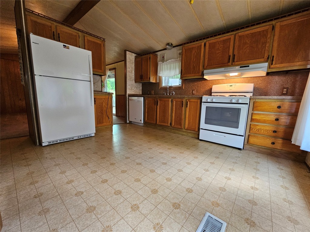 232 East Windsor Road Windsor, NY 13865 - Photo 16 of 32 Gallery Image 16