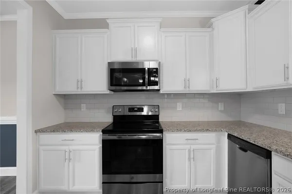 $2,400 | 890 Duval Drive, Fayetteville, NC 28304