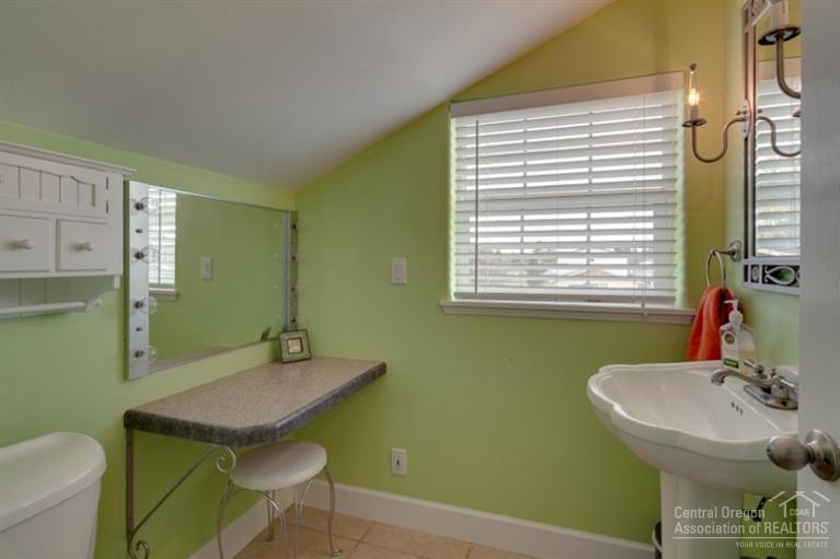 61854 Pettigrew Road Bend, OR 97702 - Photo 13 of 25 Additional Photo