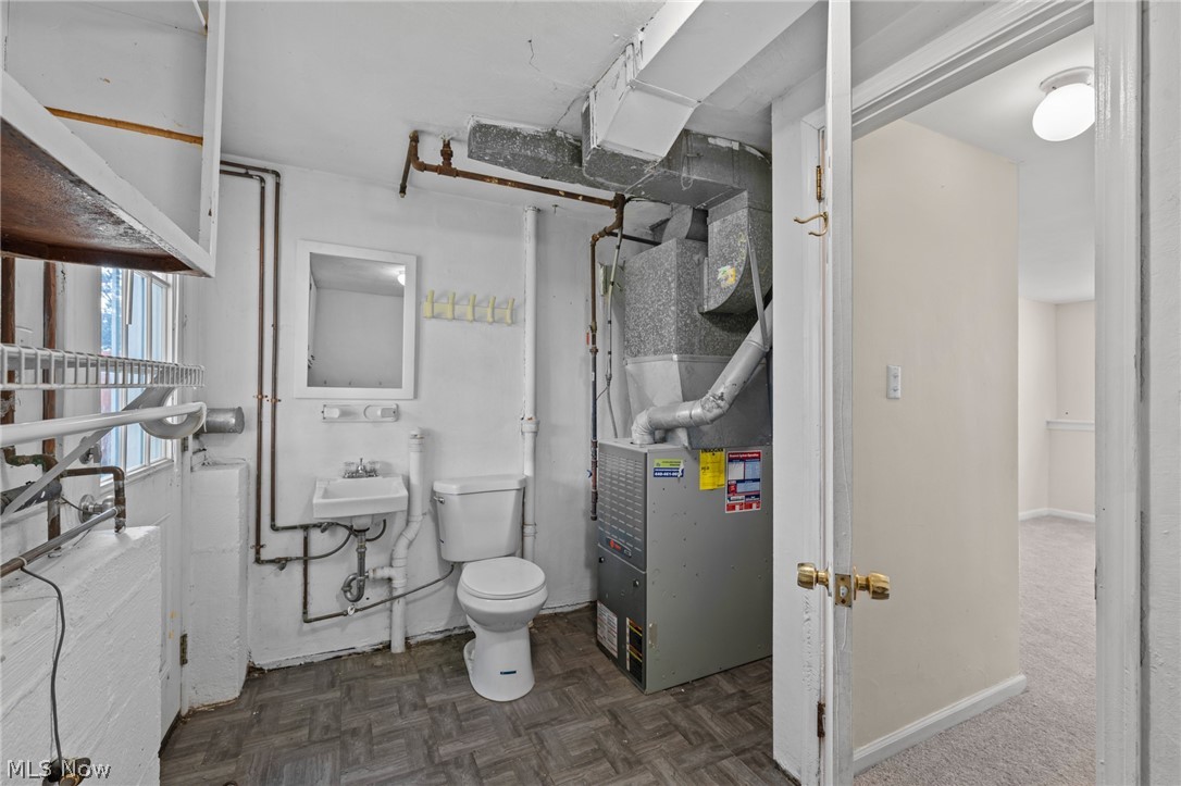 11159 Stoneham Road Cleveland, OH 44130 - Photo 9 of 29 Gallery Image 9