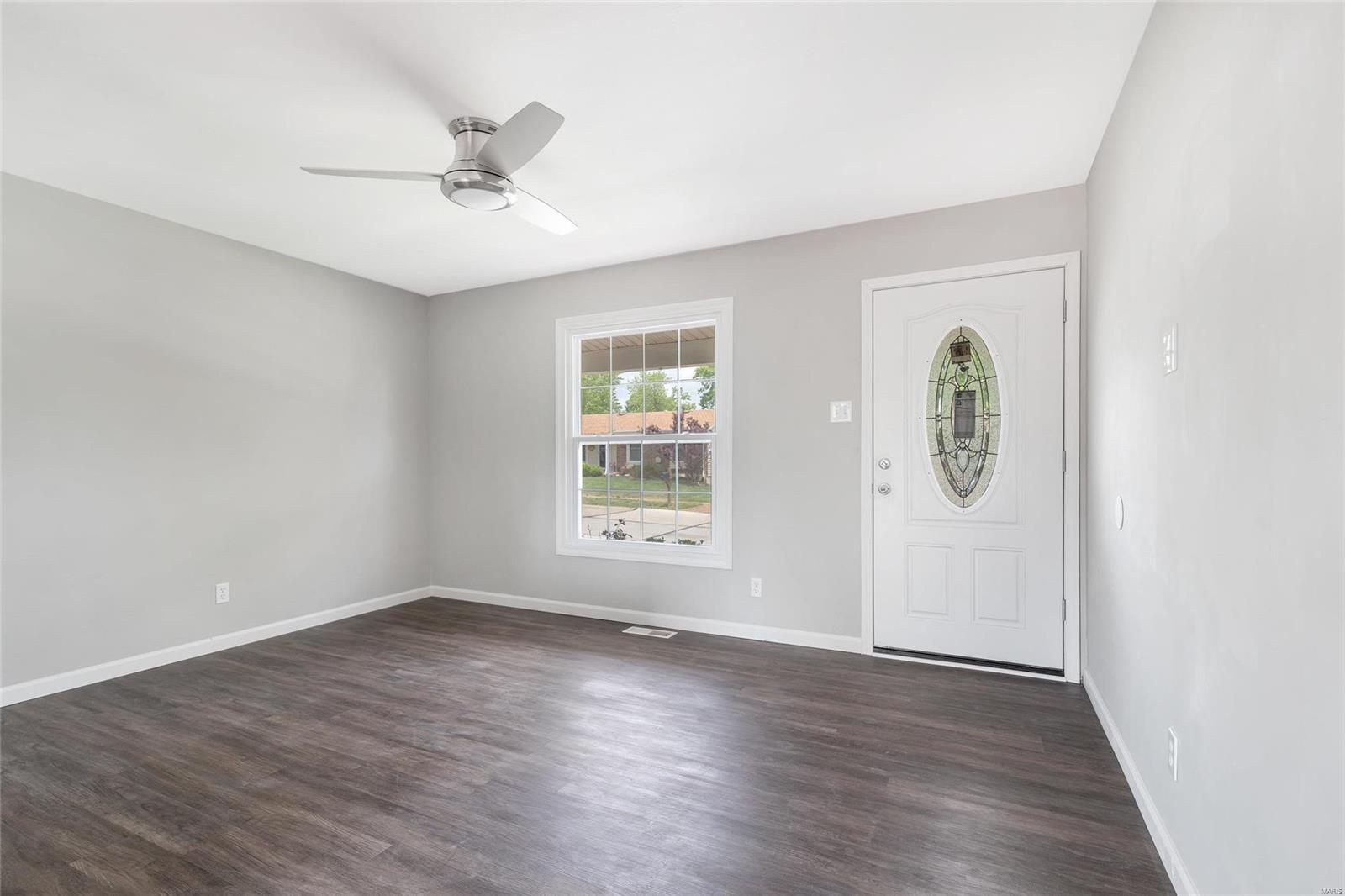 2226 Guebert Road Fenton, MO 63026 - Photo 3 of 23 Gallery Image 3