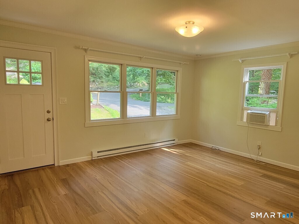116 Green Pond Road New Milford, CT 06776 - Photo 2 of 13