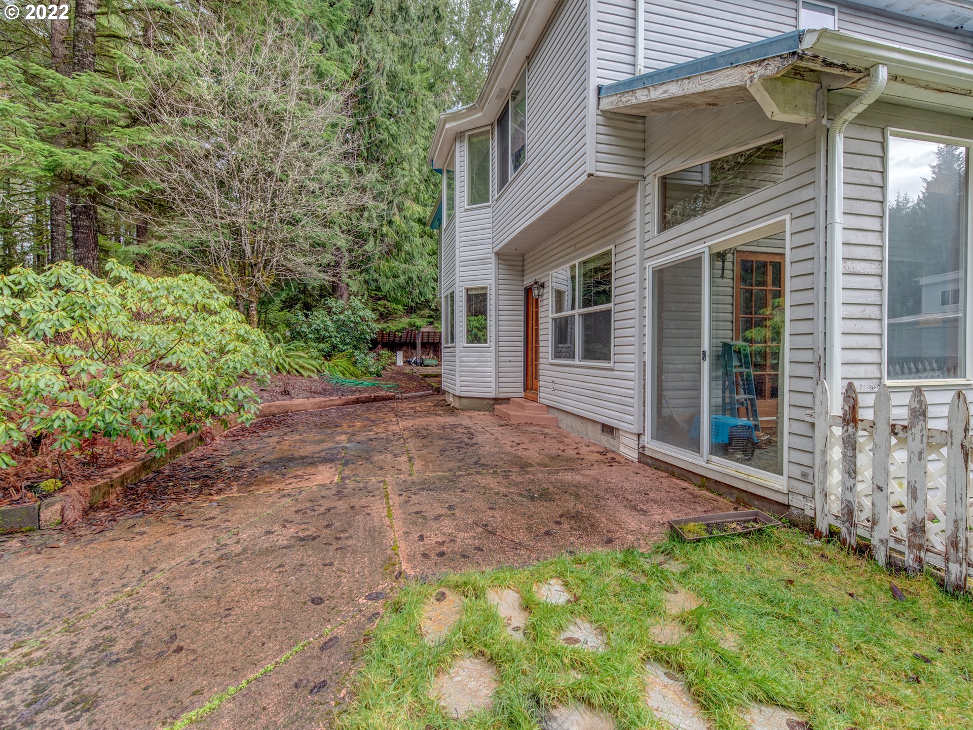 36586 Parsons Creek Road Springfield, OR 97478 - Photo 30 of 31 Backyard