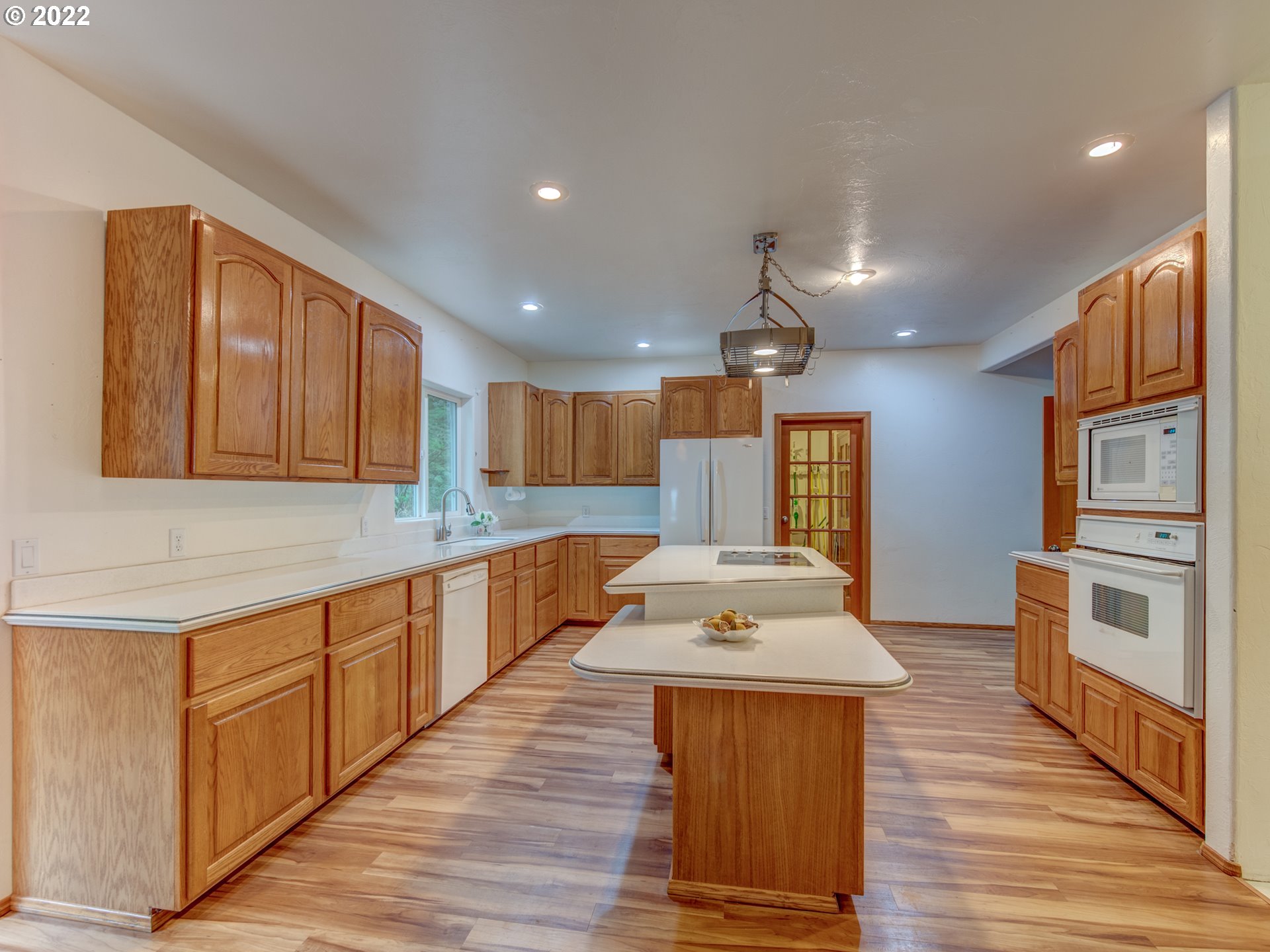36586 Parsons Creek Road Springfield, OR 97478 - Photo 6 of 31 Kitchen