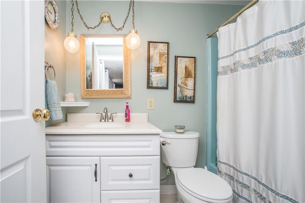 143 McIntyre Road Pittsburgh, PA 15237 - Photo 16 of 25 Gallery Image 16