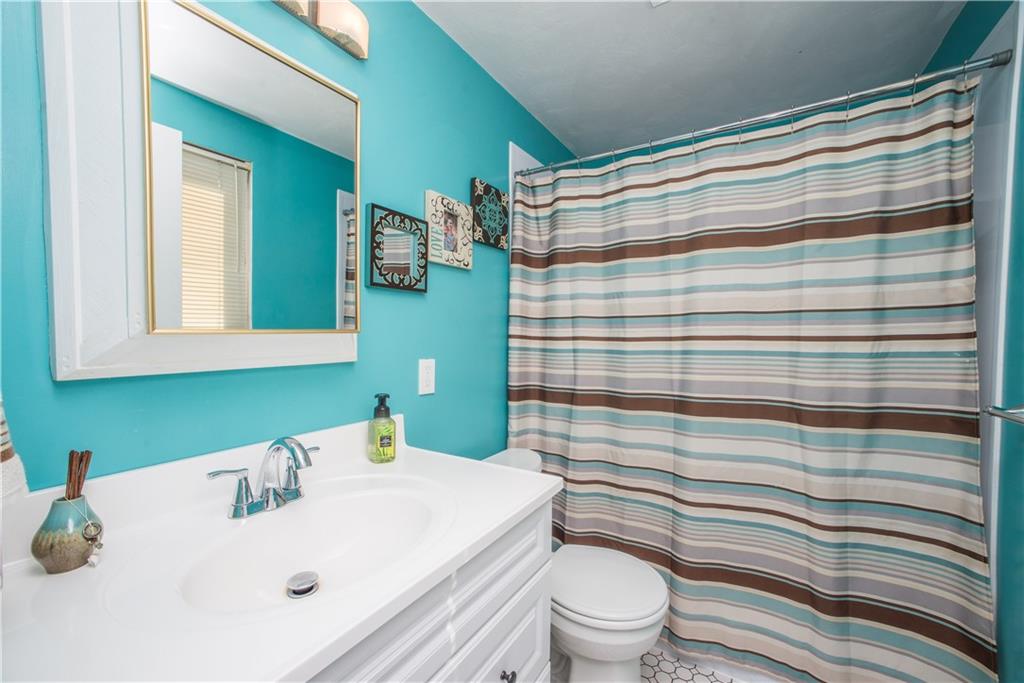 143 McIntyre Road Pittsburgh, PA 15237 - Photo 19 of 25 Gallery Image 19