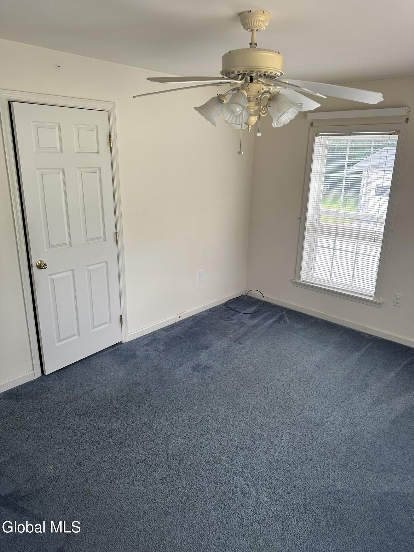 455 Luzerne Road Queensbury, NY 12804 - Photo 17 of 25 thumbnail_IMG_9151