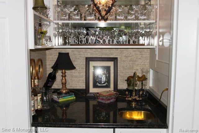 54 Touraine Road Grosse Pointe, MI 48236 - Photo 9 of 24 IMG_0792.JPG