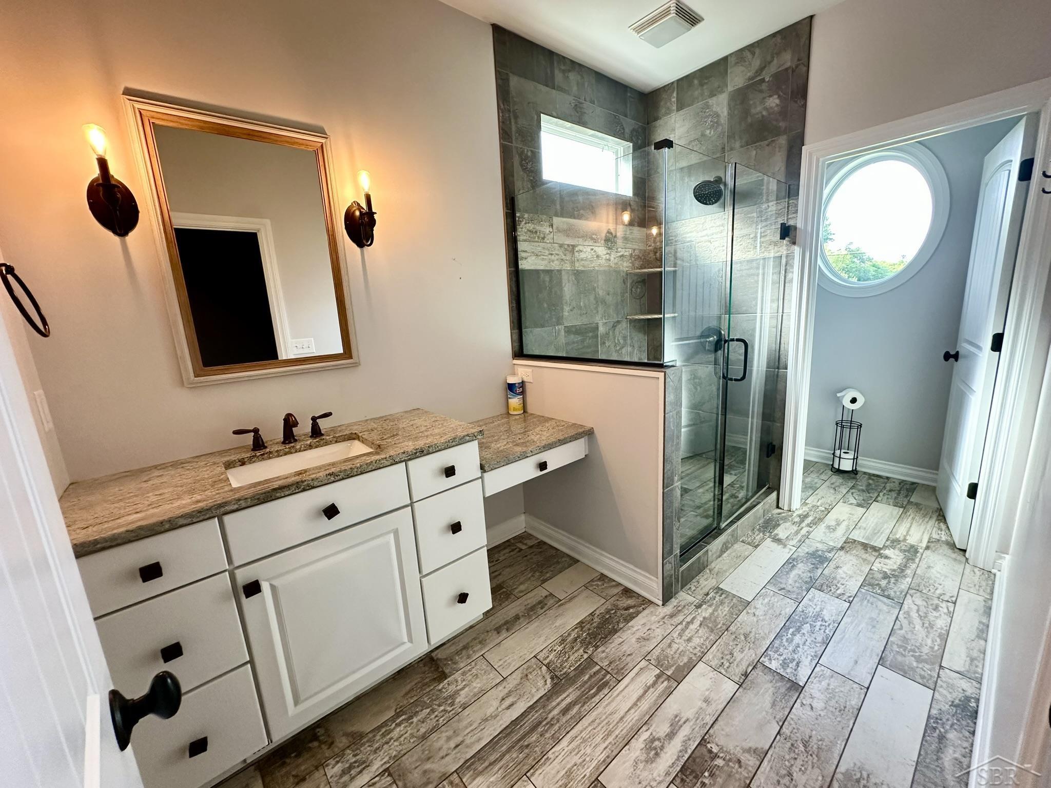 3943 Spring Lane Saginaw, MI 48603 - Photo 25 of 52 50186216-0ca12cb0-d2d3-4bc5-a5f4-67f509dad2ed.JPG