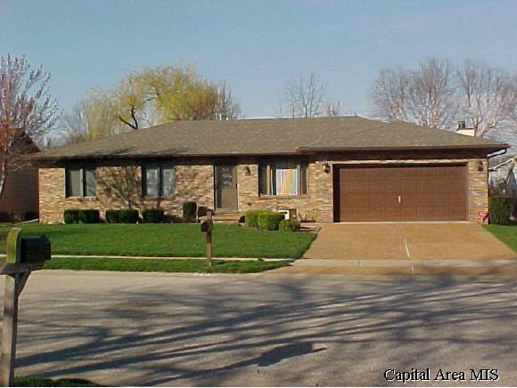 205 Norwalk Road Springfield, IL 62704 - Photo 1 of 9