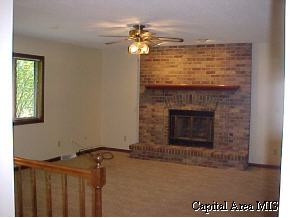 205 Norwalk Road Springfield, IL 62704 - Photo 4 of 9