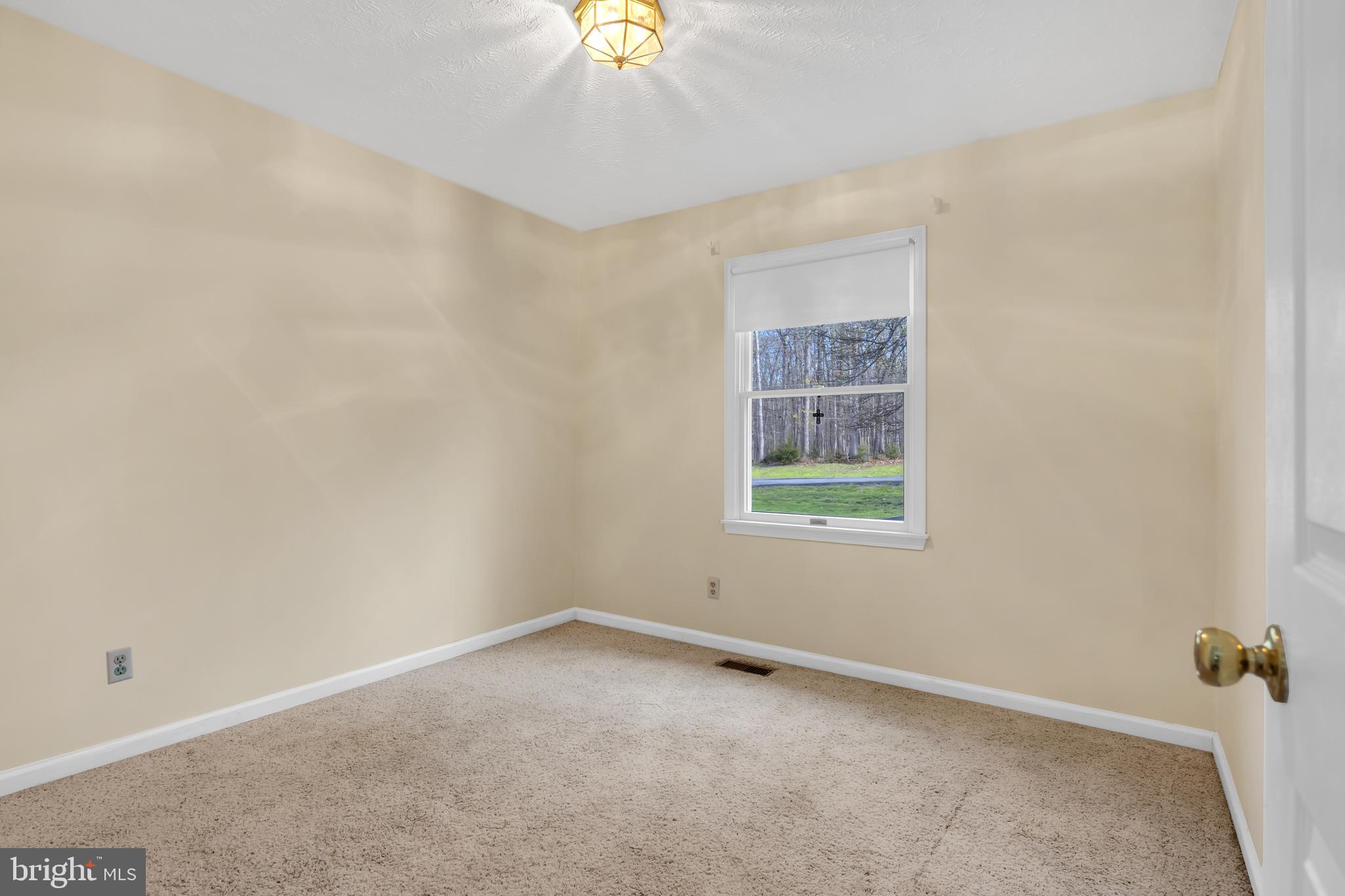 50 Shenandoah Heights Road Front Royal, VA 22630 - Photo 17 of 35 Bedroom 2