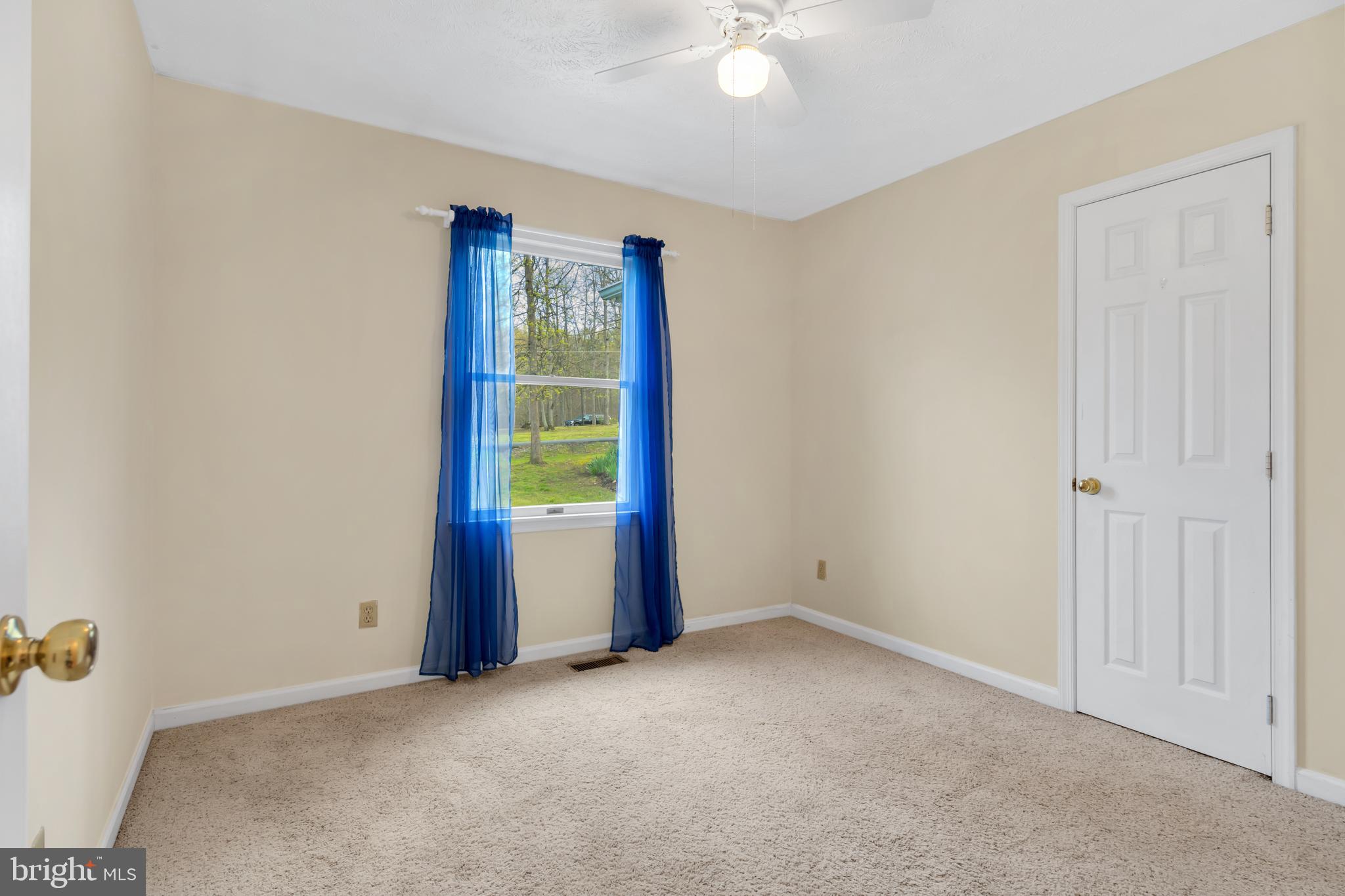 50 Shenandoah Heights Road Front Royal, VA 22630 - Photo 18 of 35 Bedroom 3