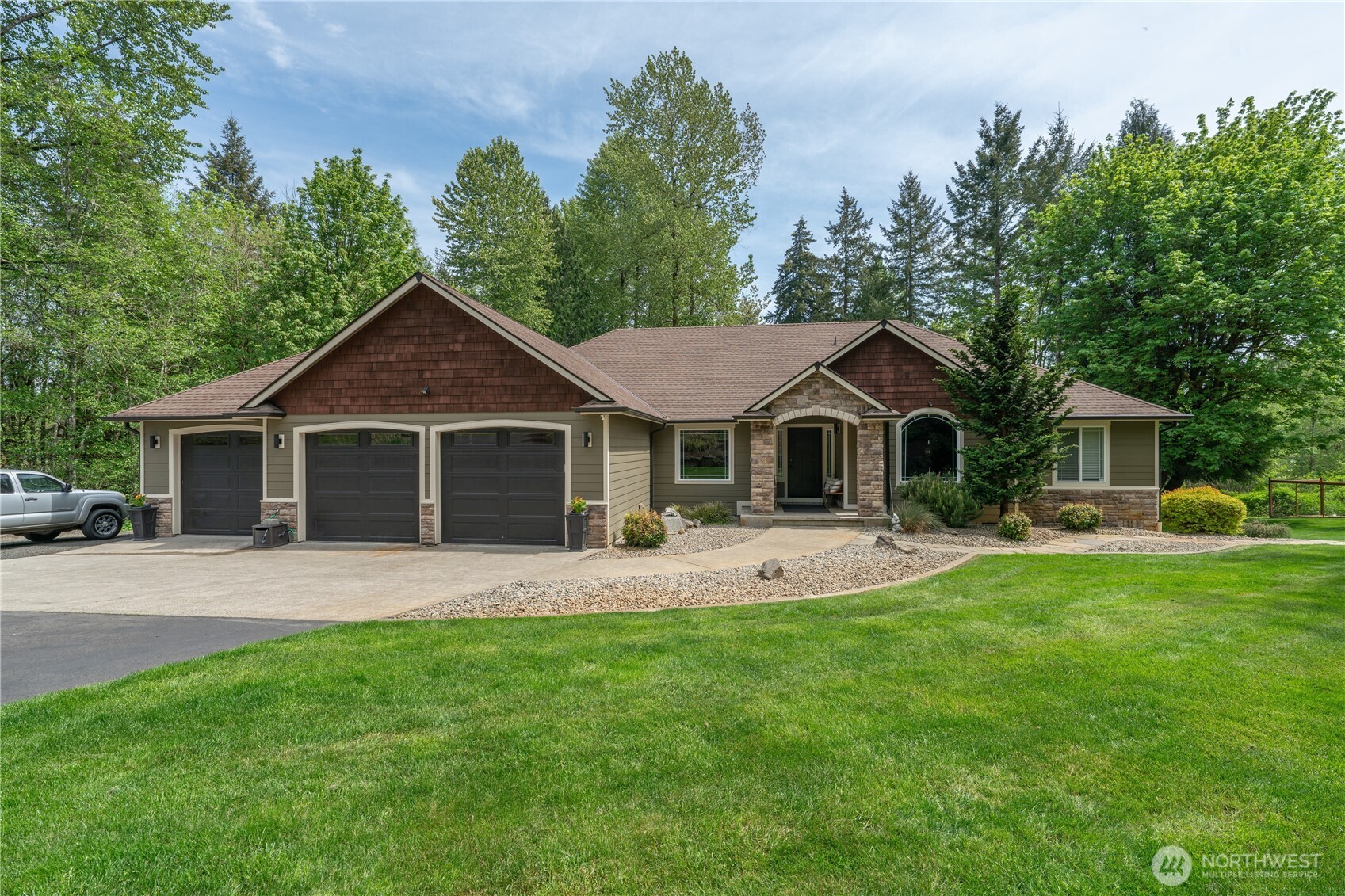 6031 139th Lane Southwest Rochester, WA 98579 - Photo 1 of 40