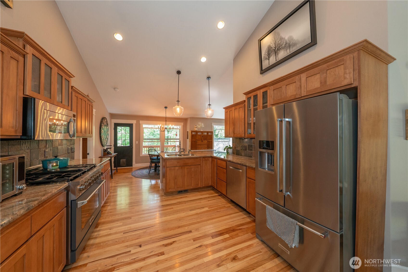 6031 139th Lane Southwest Rochester, WA 98579 - Photo 10 of 40