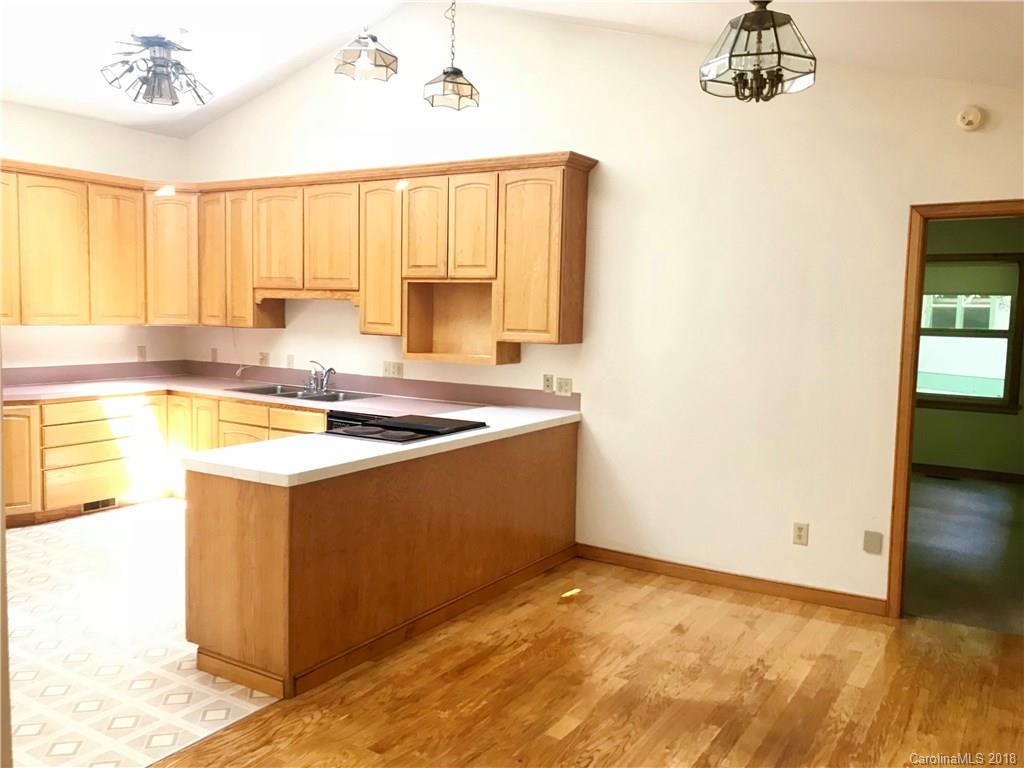 6115 Davis Road Waxhaw, NC 28173 - Photo 13 of 36 Gallery Image 13