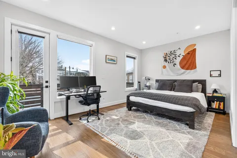 $825,000 | 1419 Upshur Street Northwest, Unit 2, Washington, DC 20011