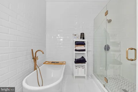 $825,000 | 1419 Upshur Street Northwest, Unit 2, Washington, DC 20011