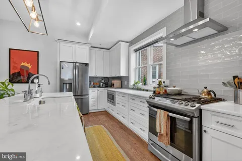 $825,000 | 1419 Upshur Street Northwest, Unit 2, Washington, DC 20011