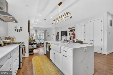 $825,000 | 1419 Upshur Street Northwest, Unit 2, Washington, DC 20011