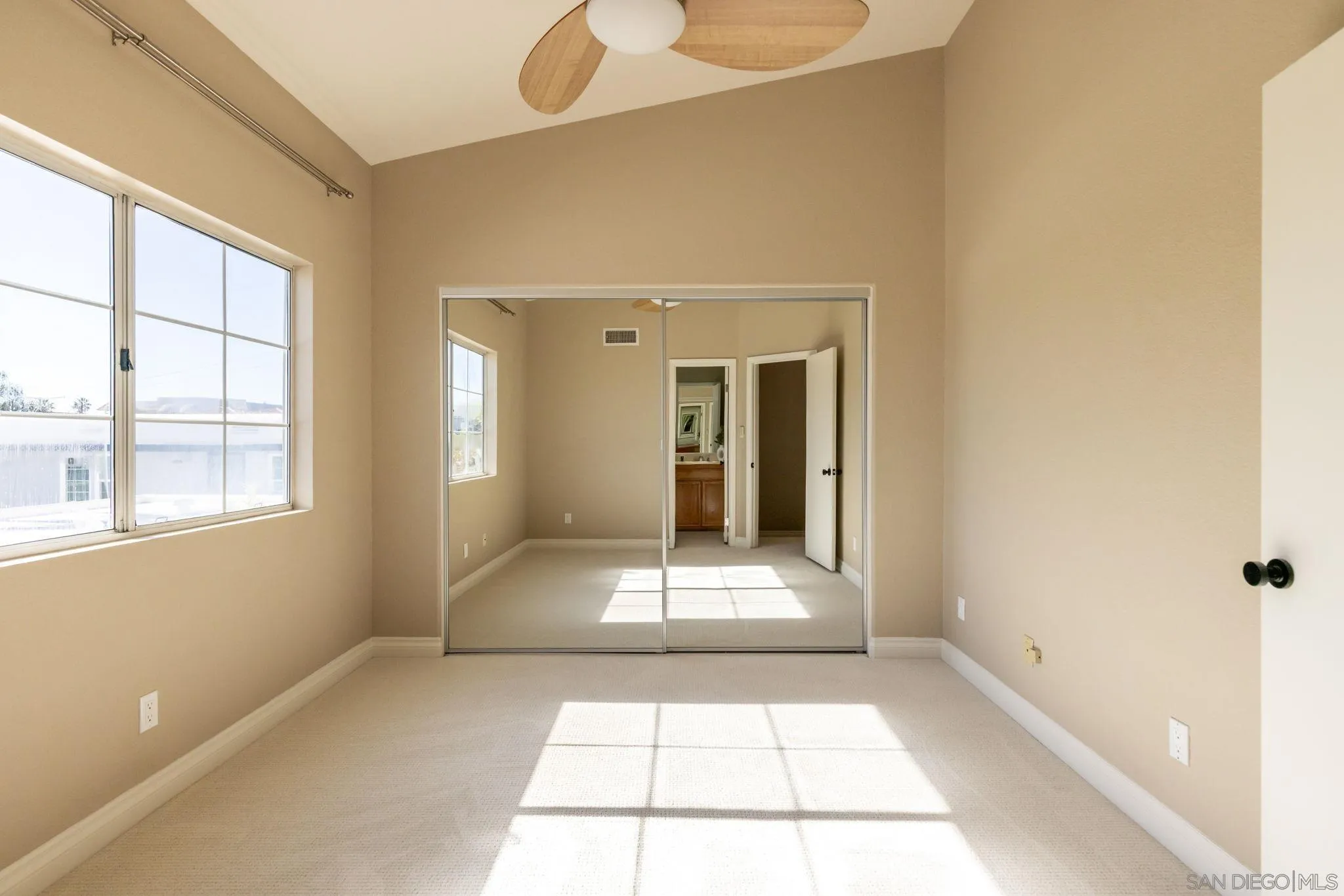 4064 Front Street, Unit 2 San Diego, CA 92103 - Photo 22 of 25