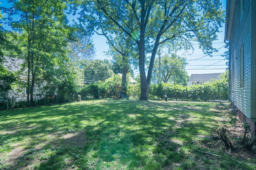 208 Prospect Street, Unit 2 Chicopee, MA 01013 - Photo 15 of 16