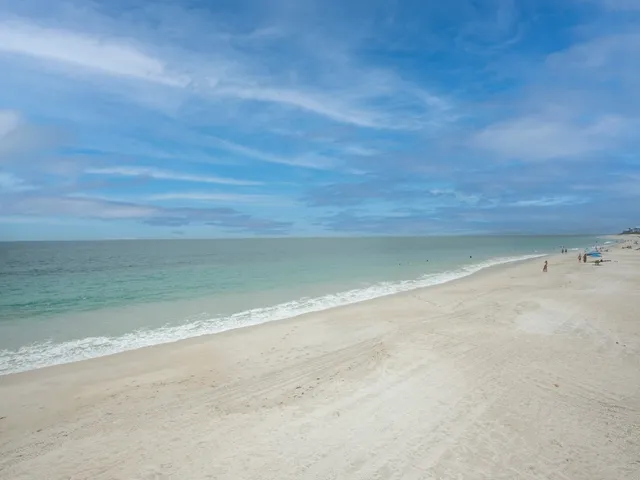 $8,500 | 1985 Coco Plum Lane, Vero Beach, FL 32963