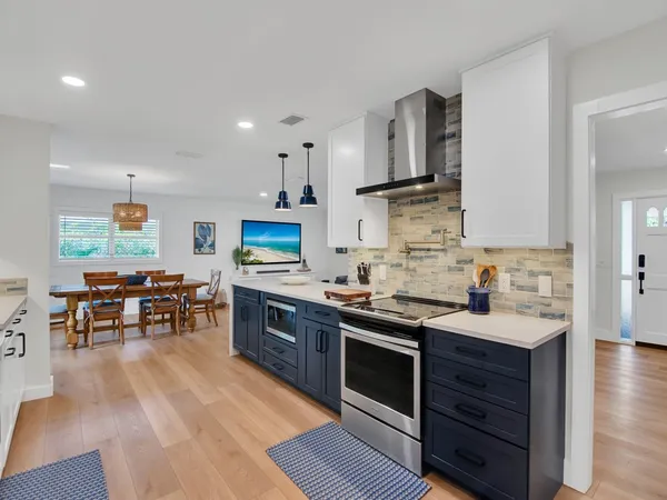 $8,500 | 1985 Coco Plum Lane, Vero Beach, FL 32963