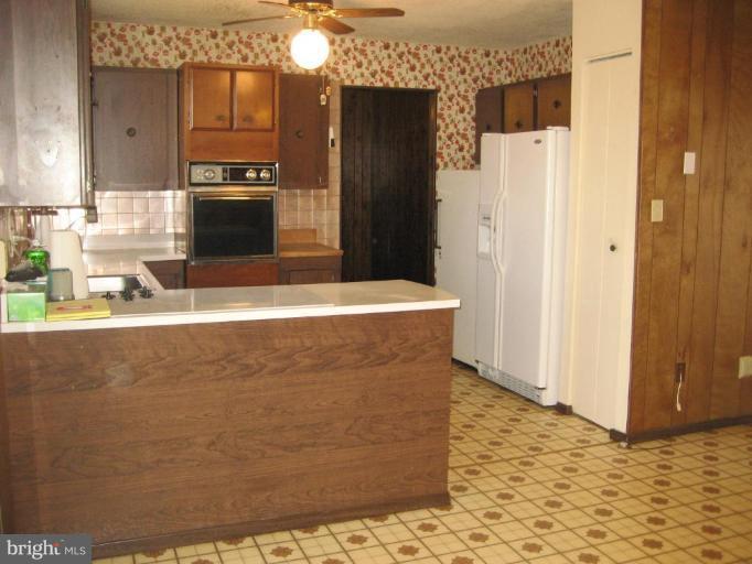 1513 National Road Rosedale, MD 21237 - Photo 3 of 14 Kitchen #2