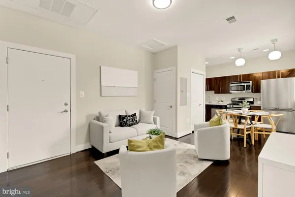 $315,000 | 315 G Street Northeast, Unit 303, Washington, DC 20002