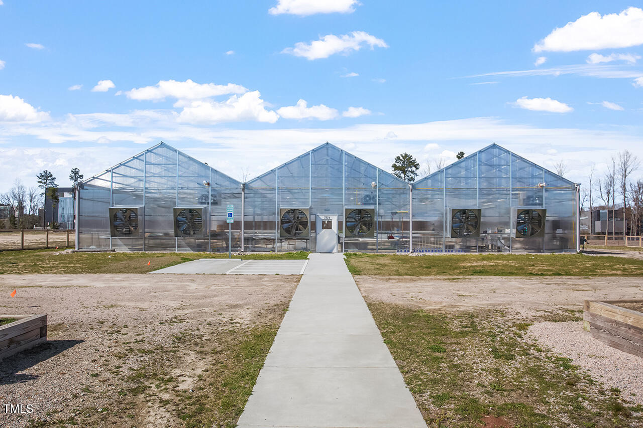6623 Academic Avenue Raleigh, NC 27616 - Photo 47 of 50 Community Greenhouse