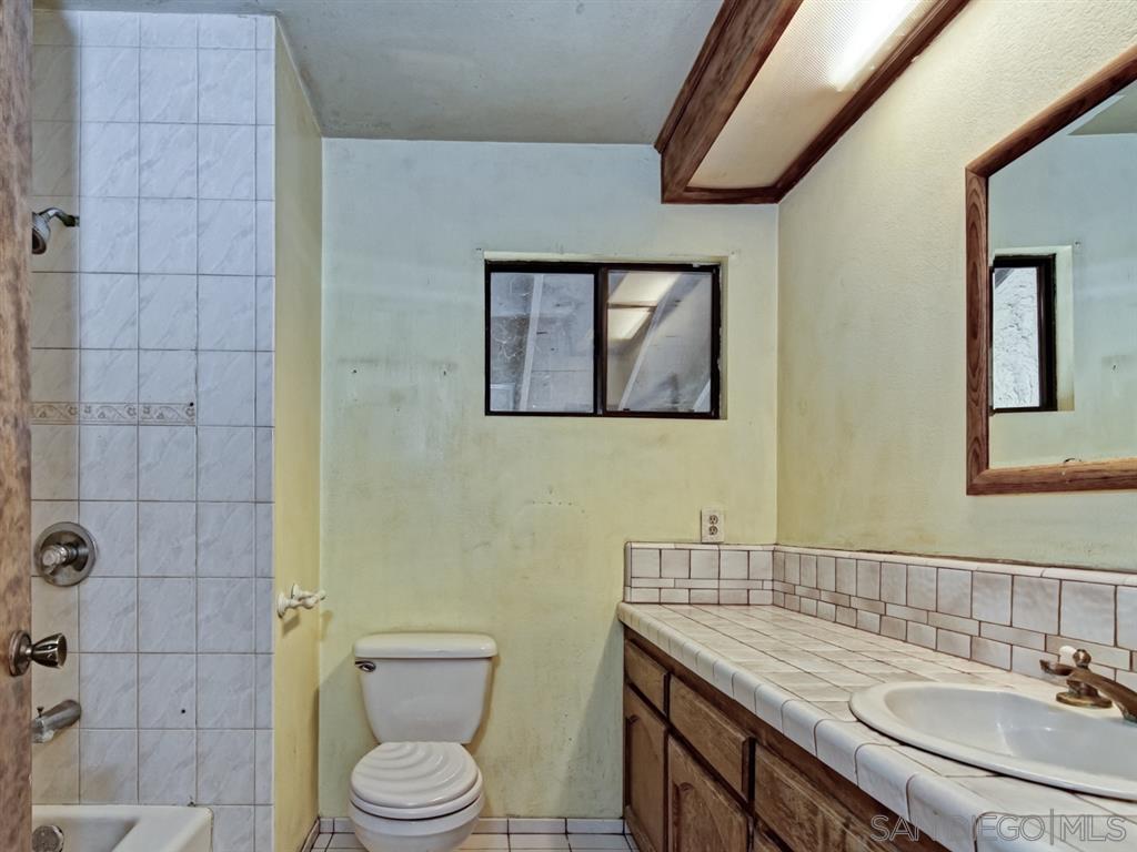 1365 Ryan Ridge Road El Cajon, CA 92021 - Photo 16 of 25