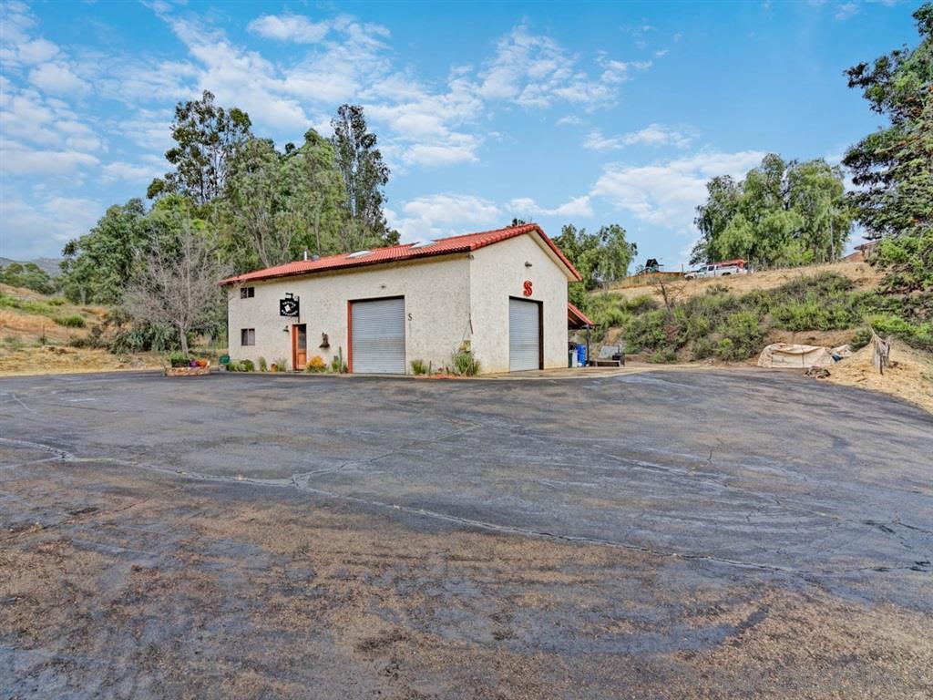 1365 Ryan Ridge Road El Cajon, CA 92021 - Photo 9 of 25