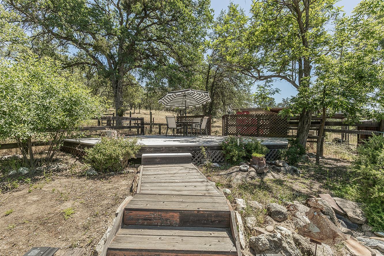 35477 Qualls Prather Road Auberry, CA 93602 - Photo 43 of 75