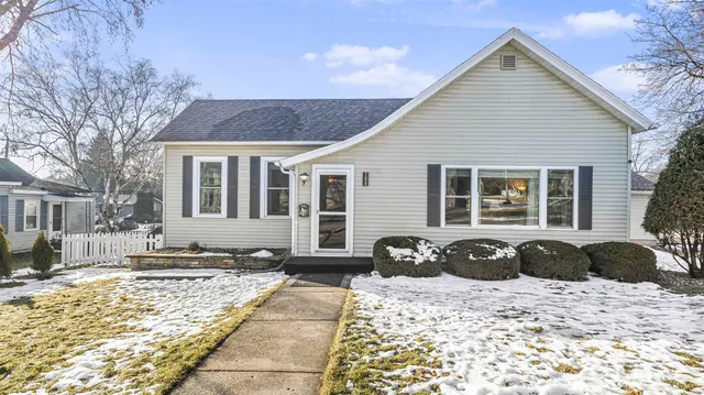 $276,500 | 708 North Bequette Street, Dodgeville, WI 53533