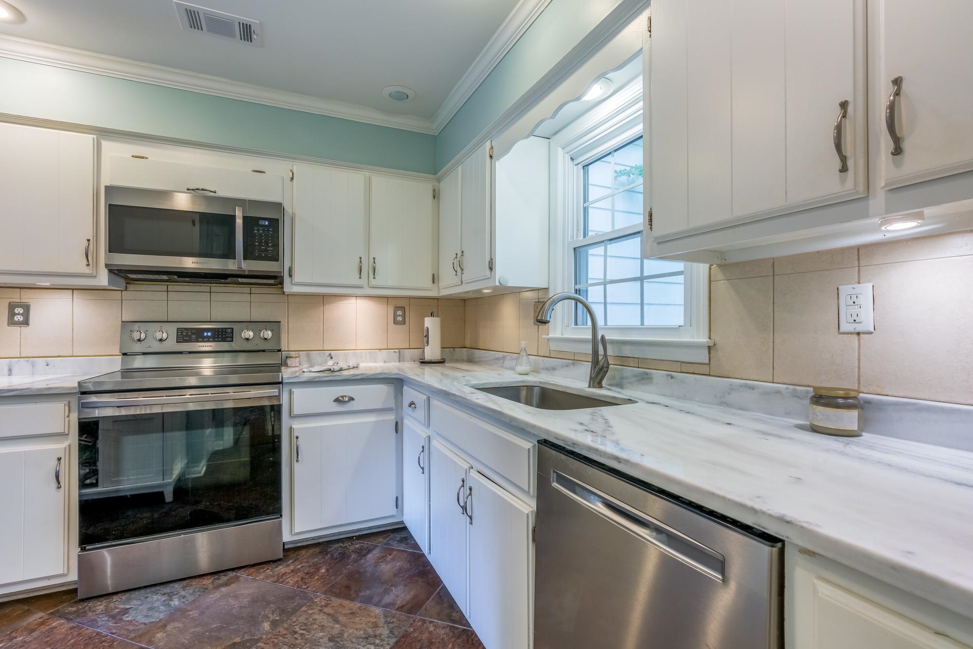 2019 Corbin Road Germantown, TN 38139 - Photo 10 of 25 Gallery Image 10