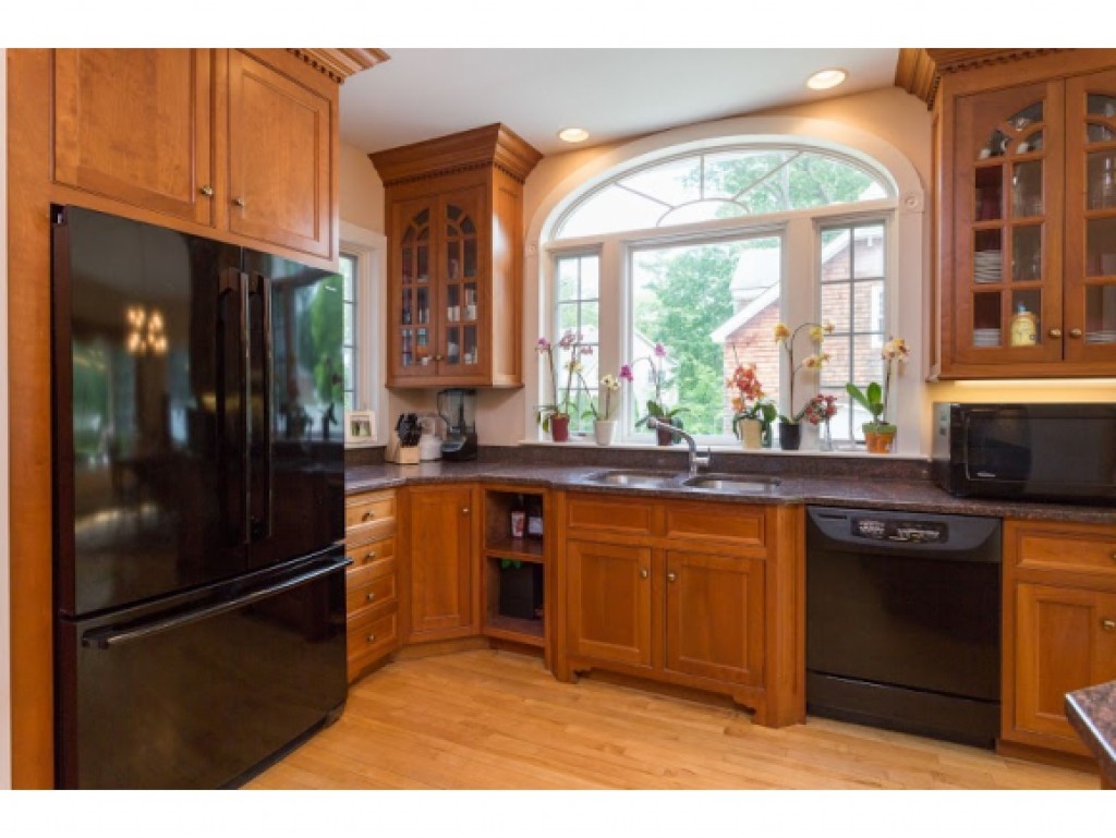25 Sentry Hill Road York, ME 03909 - Photo 10 of 31 Gallery Image 10