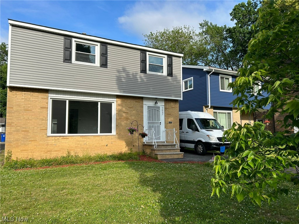 3007 Ripley Road Cleveland, OH 44120 - Photo 29 of 33