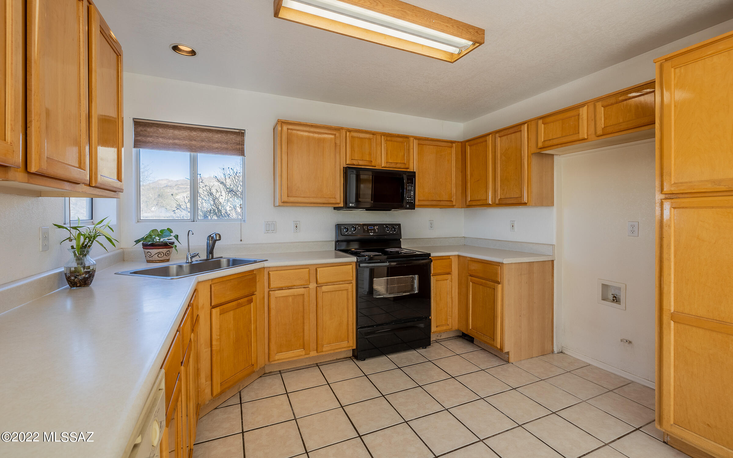 1434 Diamante Court Rio Rico, AZ 85648 - Photo 17 of 45