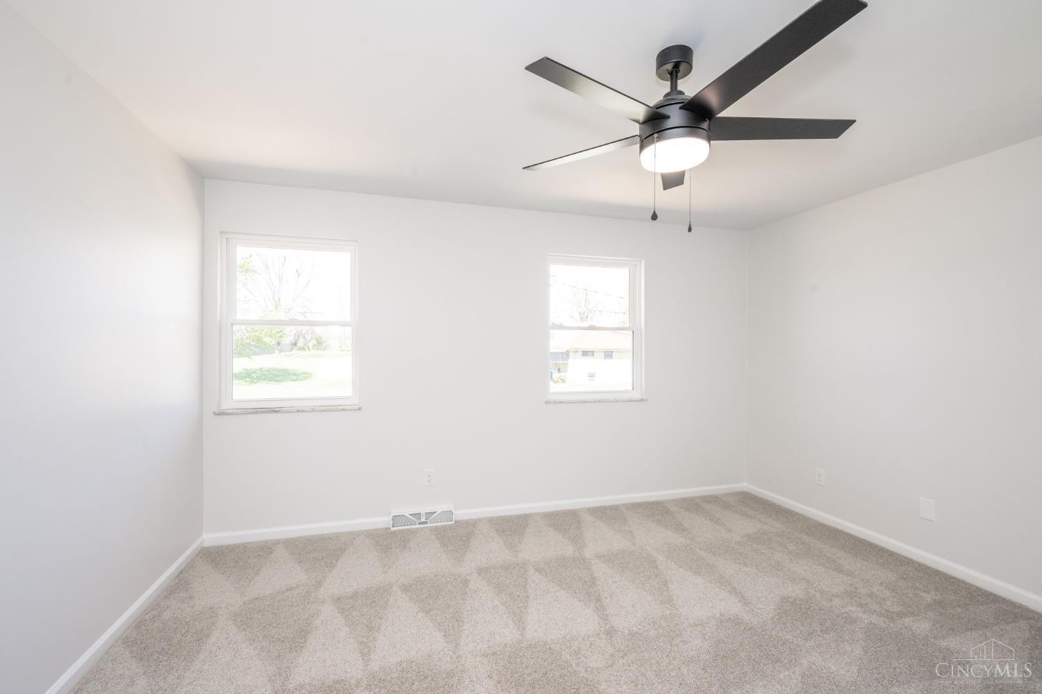 3543 Rackacres Drive Cincinnati, OH 45211 - Photo 42 of 55
