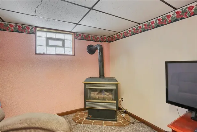 $165,000 | 904 Sunset Boulevard, Ellwood City, PA 16117