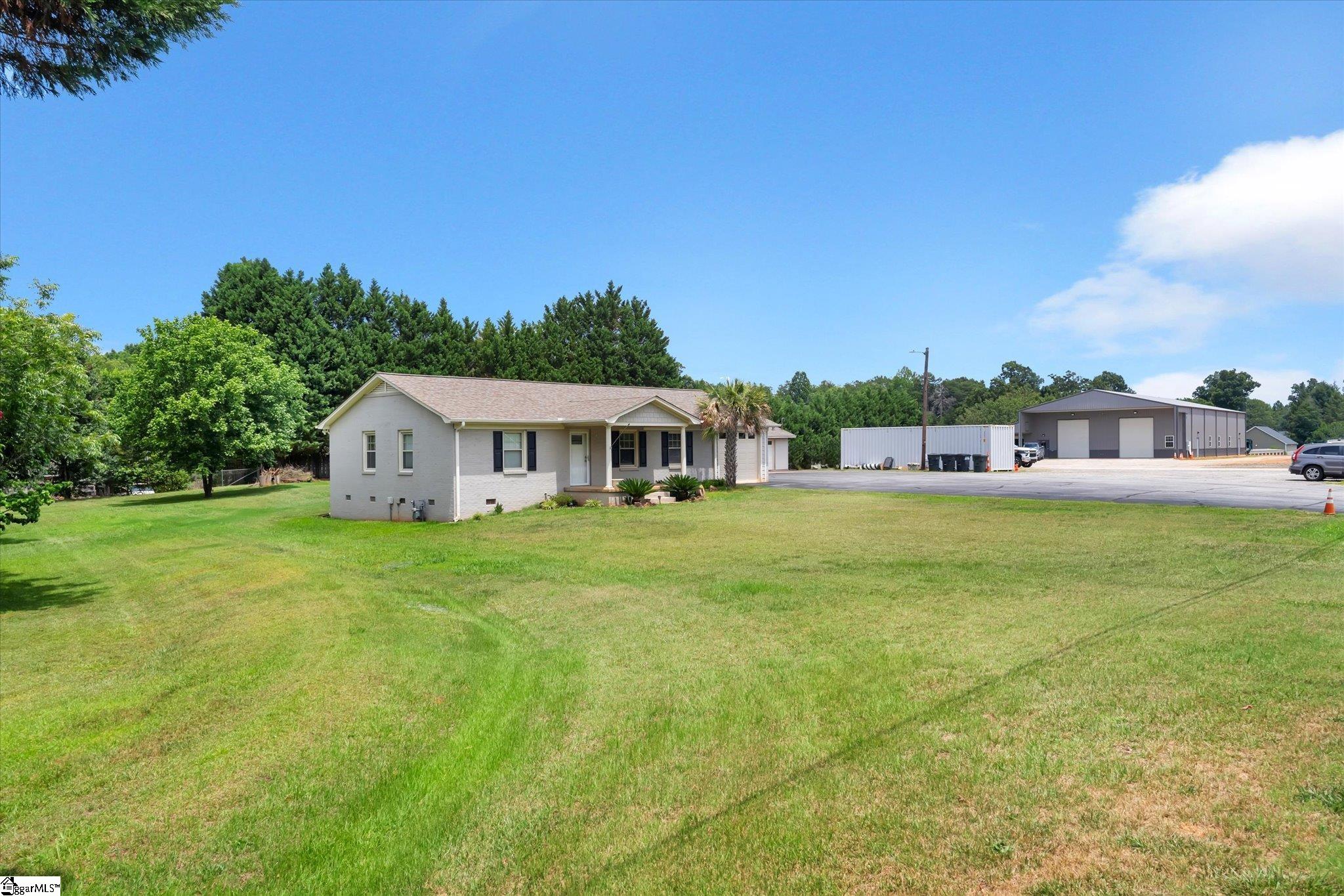 3202 Locust Hill Road Taylors, SC 29687 - Photo 2 of 43