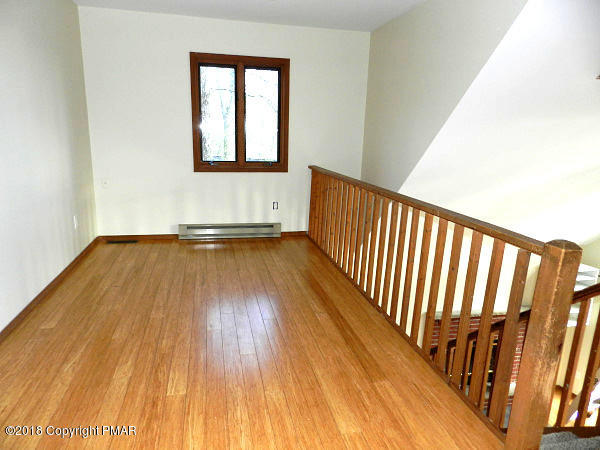 171 Salisbury Road Bushkill, PA 18324 - Photo 17 of 31 Loft