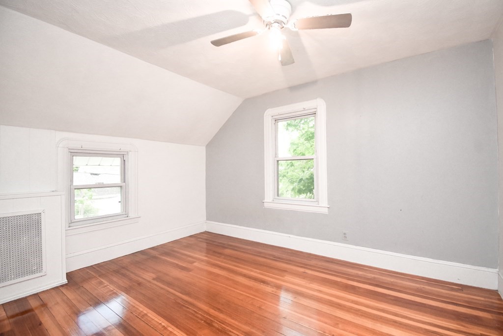 23 Castle Street Springfield, MA 01118 - Photo 22 of 31