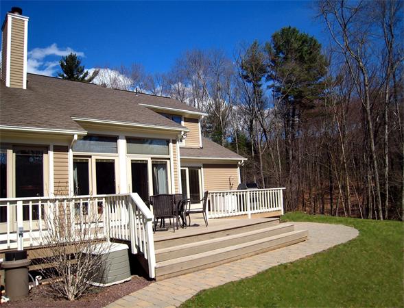 330 Greenfield Road Deerfield, MA 01342 - Photo 2 of 30 Gallery Image 2