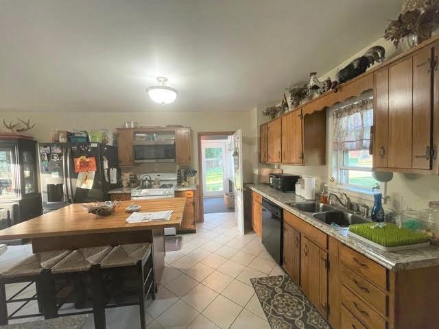 503 Saxonburg Road Butler, PA 16002 - Photo 3 of 20